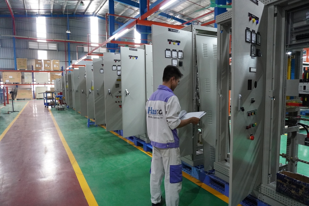 Design and Manufacture of electrical cabinets